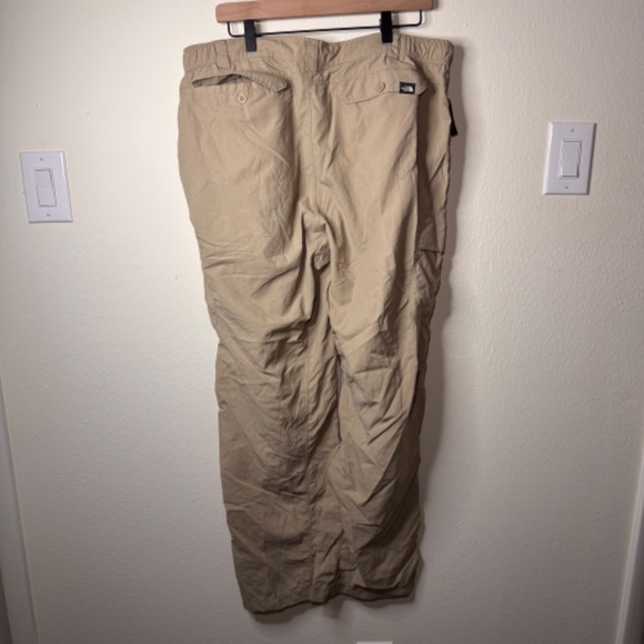 The North Face Performance Outdoor Cargo Pants Men's XL Khaki Tan HIking - Picture 6 of 7